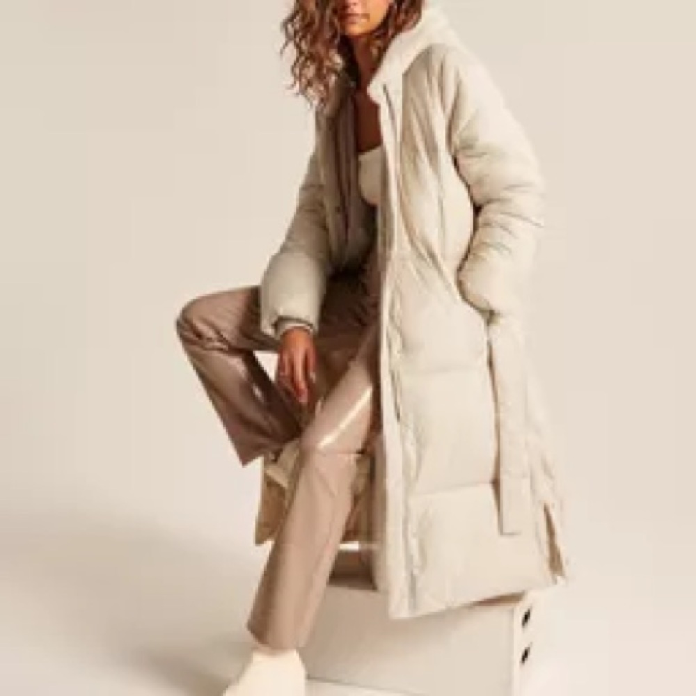 Abercrombie and Fitch Air Cloud Long Puffer